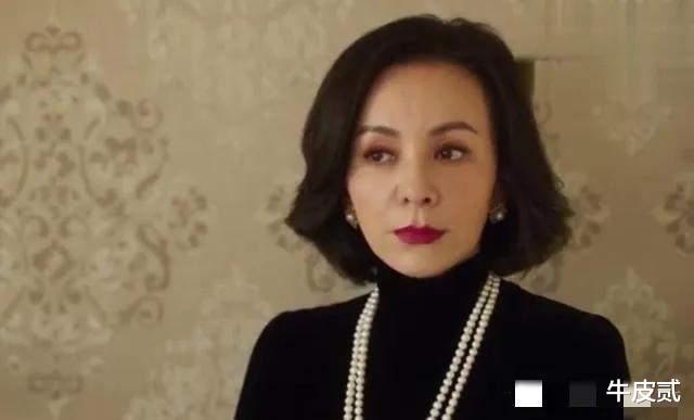 赫本|同样演“贵妇妈妈”，把邬君梅潘虹等女星放在一起，差别出来了