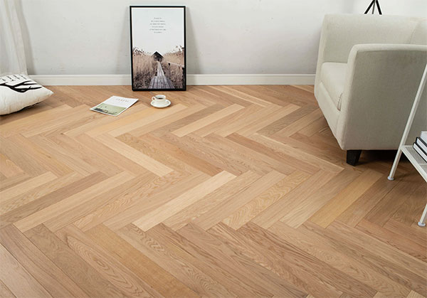 老房装修铺地板还是铺瓷砖?