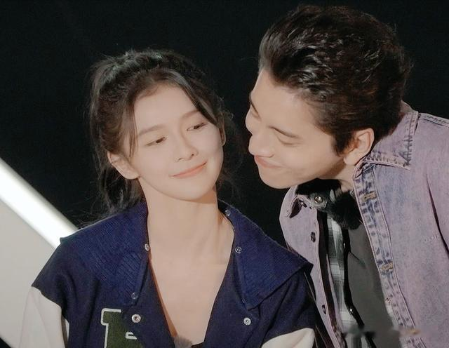 蔡卓宜|同步发文，还一唱一和，蔡卓宜和王大陆隔空秀恩爱