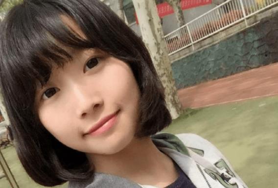 黄菡|“非诚勿扰”黄菡：老公是我同学，31年恩爱如初，今女儿成她骄傲