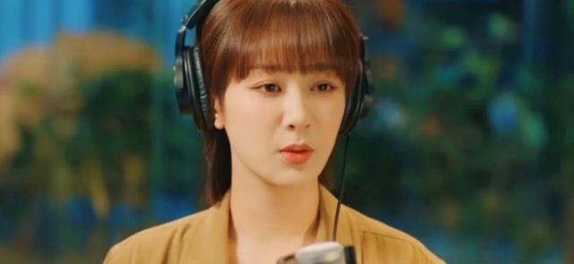 杨紫|冲着杨紫去看《199爱》，却被29岁女二号吸引，不愧是国话演员！