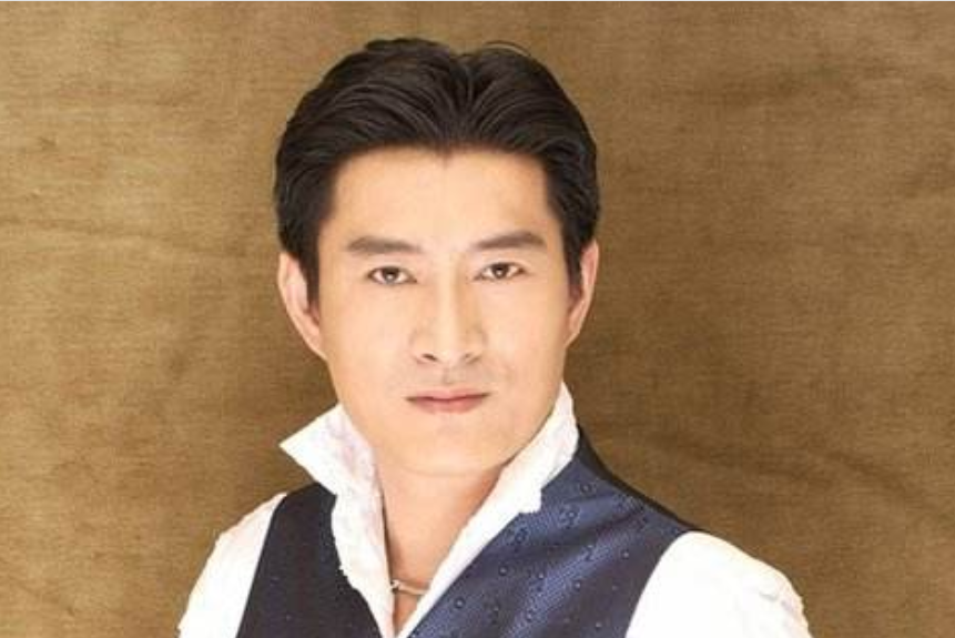 田馥甄|中国台湾明星黄安，他穿了“日本投降”字样上衣