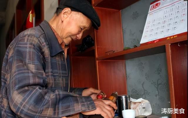 尿毒症|中老年人喝酒要注意，牢记“1喝2不喝原则”，弄懂再喝才不吃亏