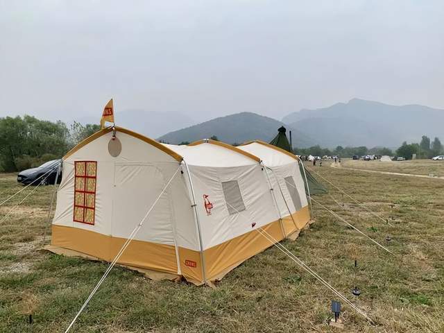 露营|“天价”露营,割今年最后一波韭菜