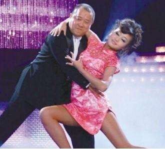 曾志伟|曾志伟也风流,绯闻对象一个比一个年轻