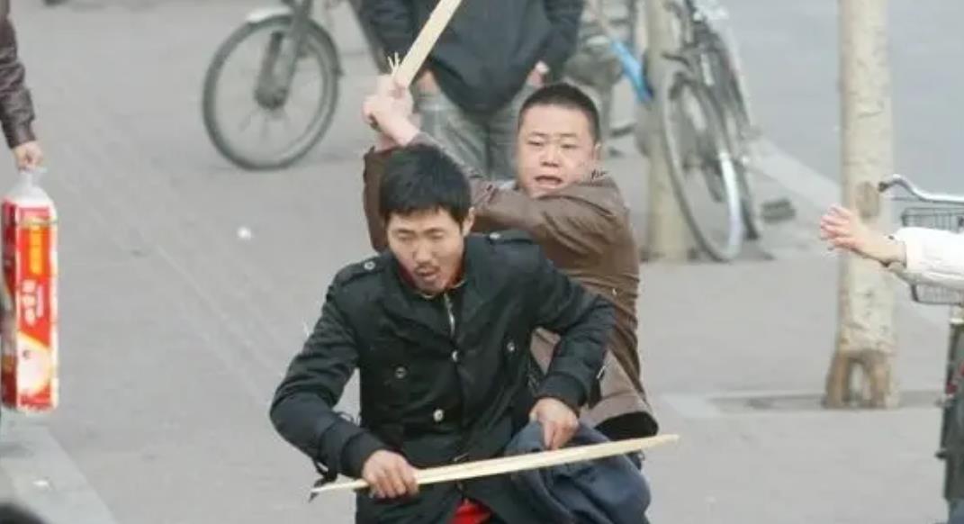 00年吉林男子车祸身亡,尸体第二天火化,公安调查后发现大秘密