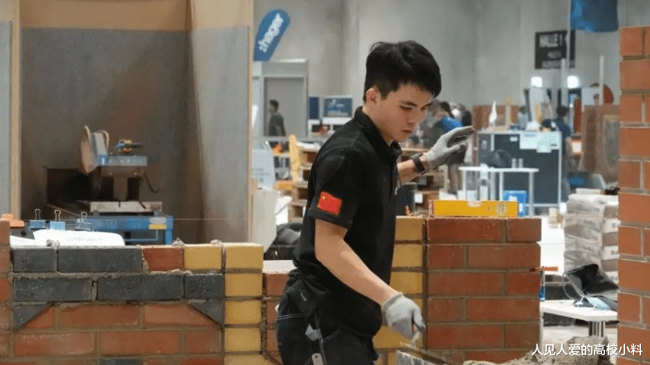 宁波|厉害了！浙江“00后”小伙拧螺丝成世界冠军，网友：职教春天来了