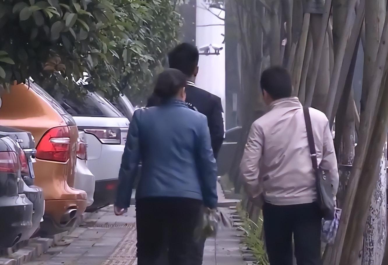 男子被女友骗到一无所有,忍不住爆发了,结局却出人意料