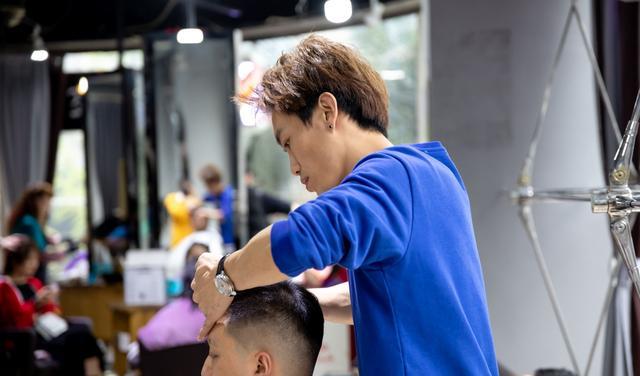 电子商务|理发店未受电商冲击,为何生意越来越难做?揭开行业真实现状