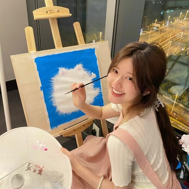 孙艺珍|赵露思晒日常生活,圈粉无数!全屋不豪华,但却温馨精致,超舒服