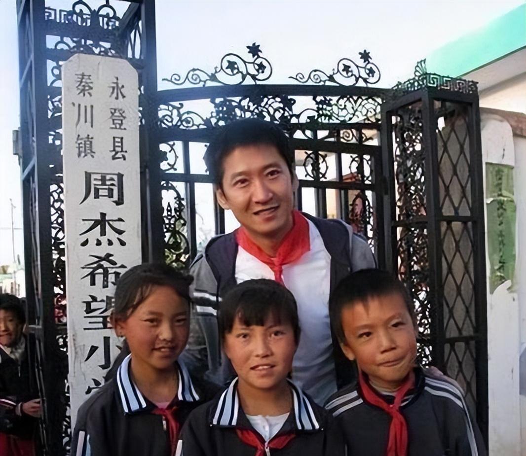 赵露思|周杰的“消失”，是娱乐圈的“悲哀”