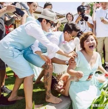 柳岩|给好友包文倩做伴娘，柳岩“身败名裂”，是意外还是蓄谋已久的“阴谋”？