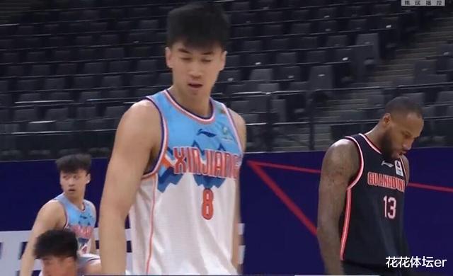 广东男篮|爆冷！最强阵广东不敌新疆，全队21次失误，阿联15分，杜锋玩大了