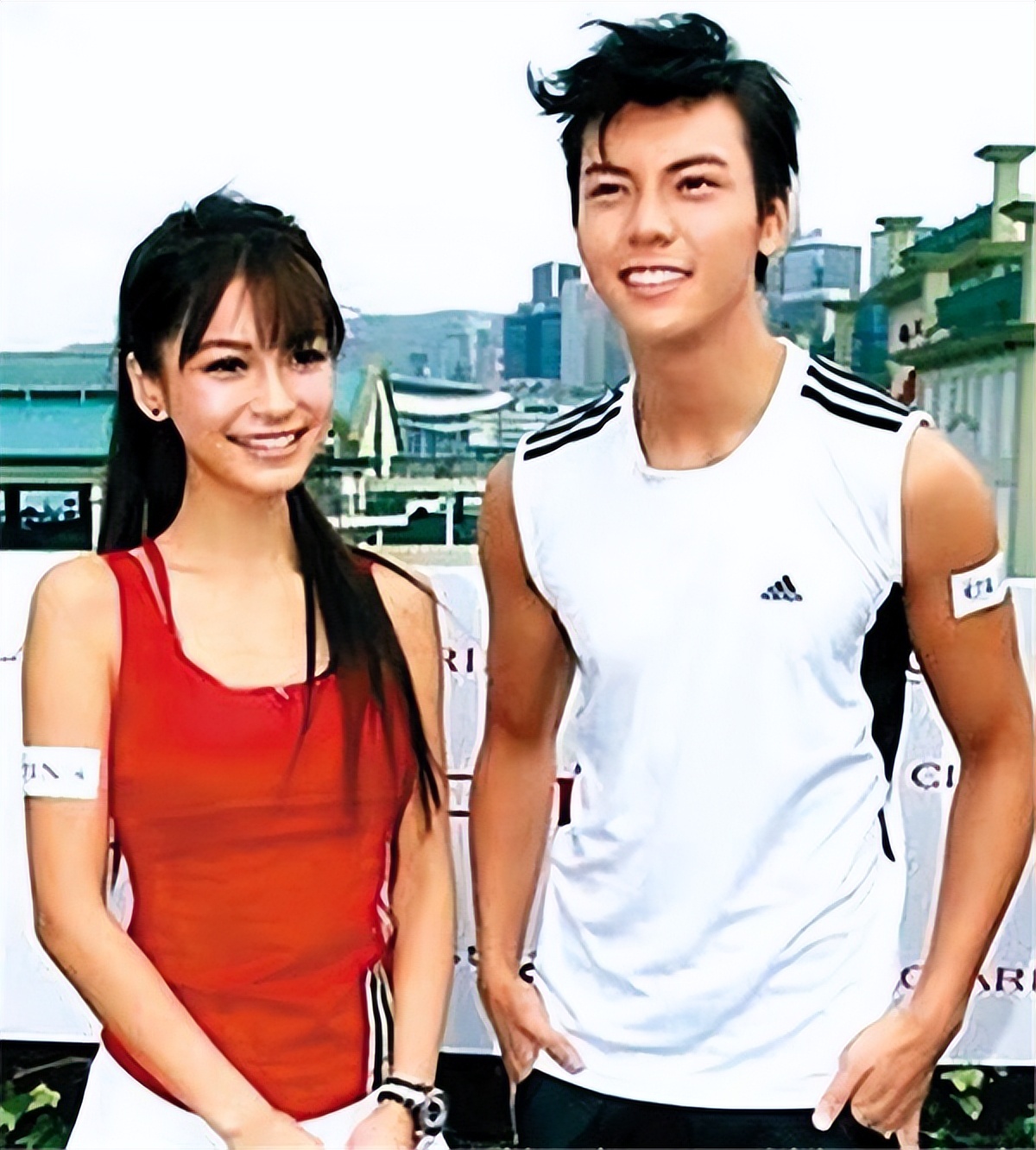 |当娱乐圈中的前任同台时，完全是大型修罗场