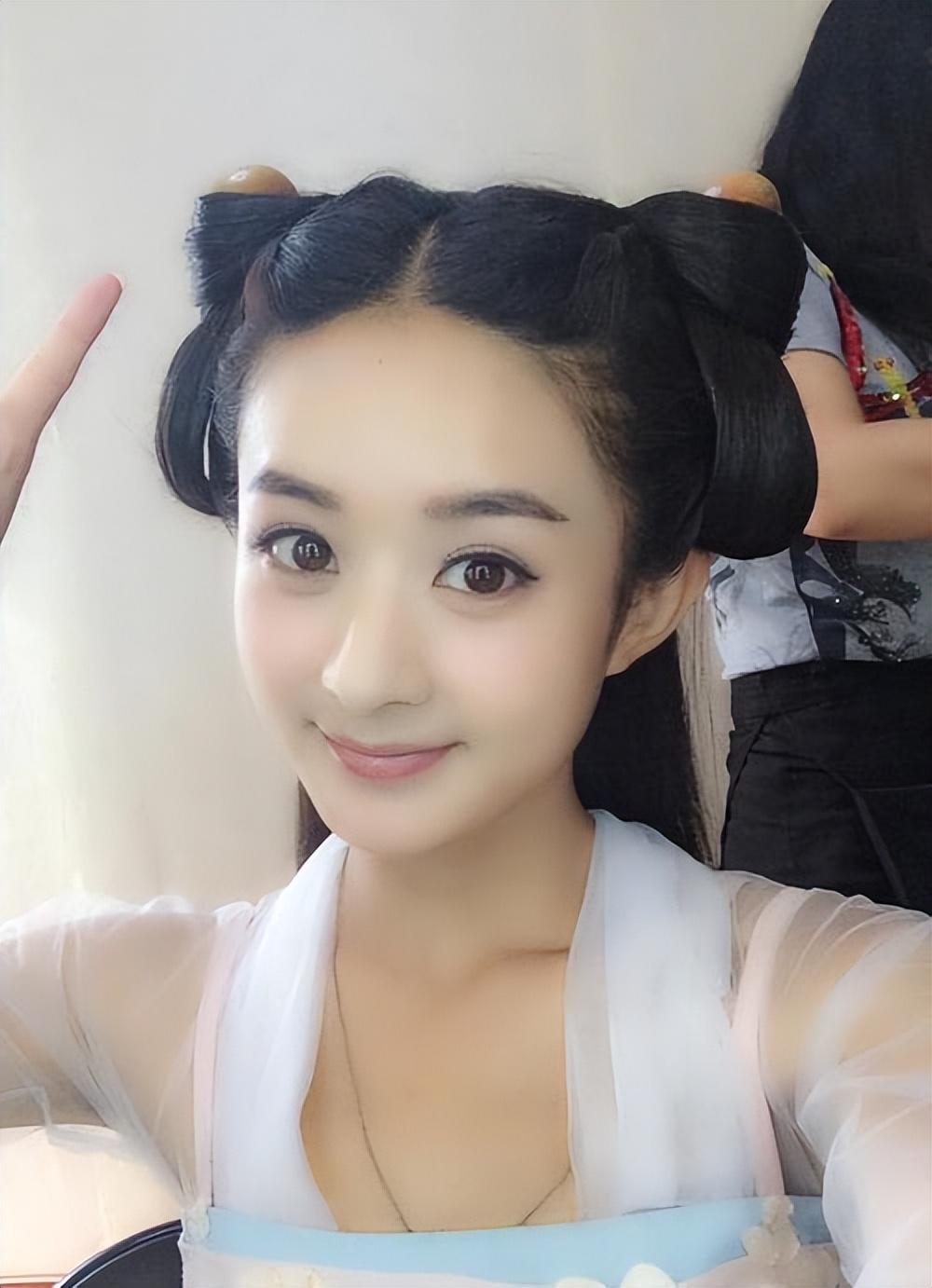 赵丽颖|赵丽颖刚出道时是典型的娃娃脸,导演瞧不起她