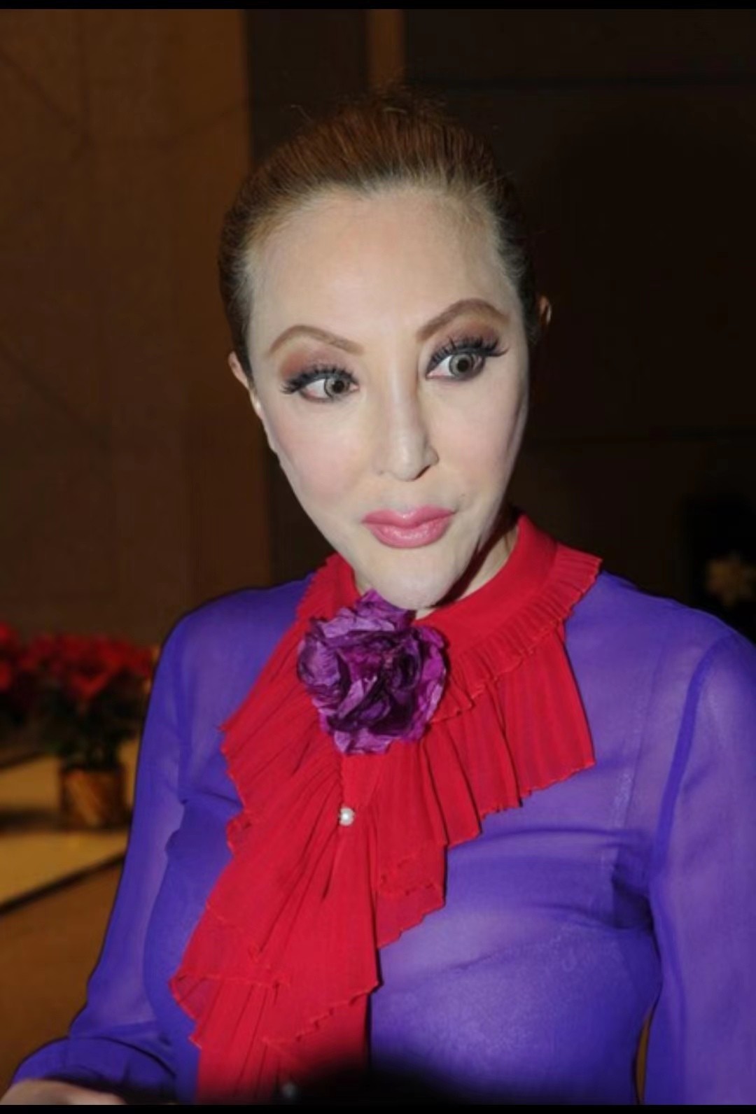 温碧霞|“顶级美人”的尴尬现状:大多不愿自然老去,一个比一个脸僵