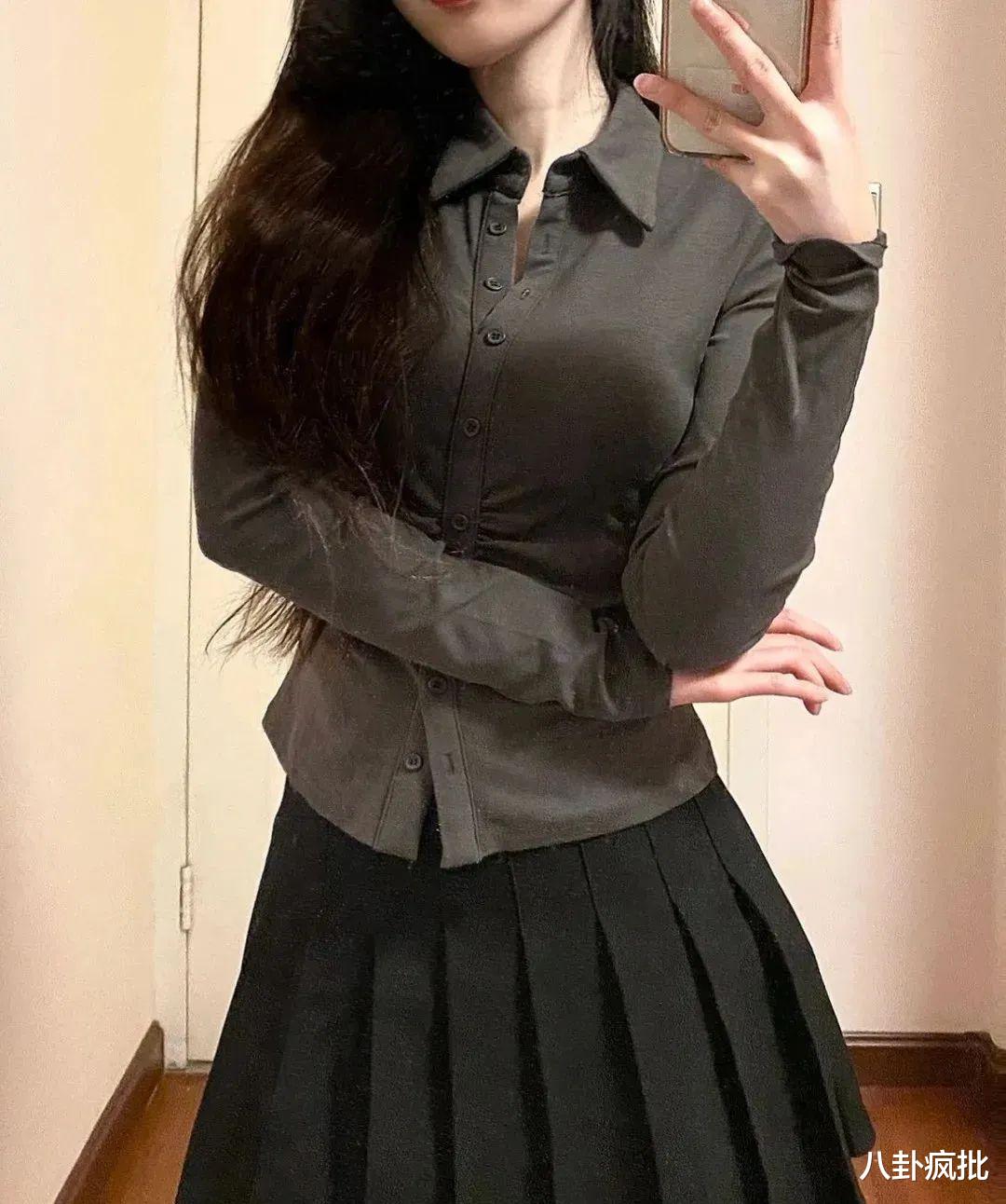 小姐姐|身材凹凸有致能劈叉！粉红小姐姐带火麦当劳？