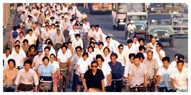 刘三姐|80年代走红的女星“刘三姐”，靠出卖美色敛财76万元，下场如何