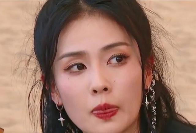 张子枫|白鹿的“榨汁”，周深的“惨叫”，拯救了这“无聊”的一期