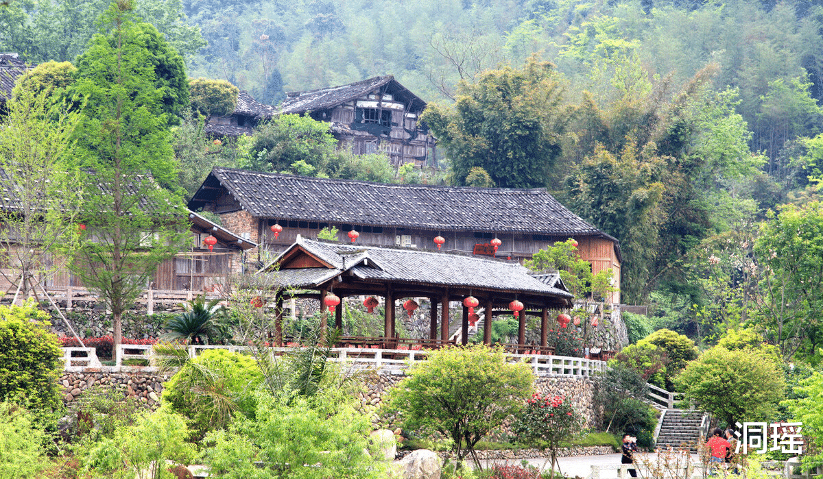 美食|美景美食多的县城，历史上诞生过8位文武状元，游客去却听不懂
