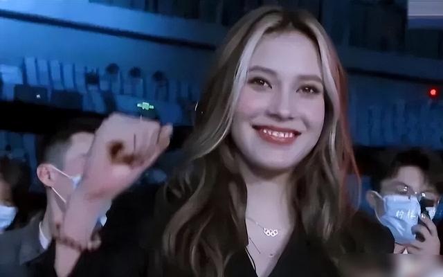腮红 中西方审美差异有多大？看看谷爱凌的妆容就明白了