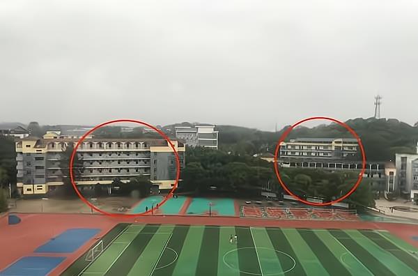 15岁少年校内凭空消失?本地人:不是第一次,两年前也有少女失踪