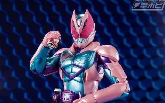 假面骑士|假面骑士Jeanne的SHF公开,完美还原剧中形象,附带一辉武器