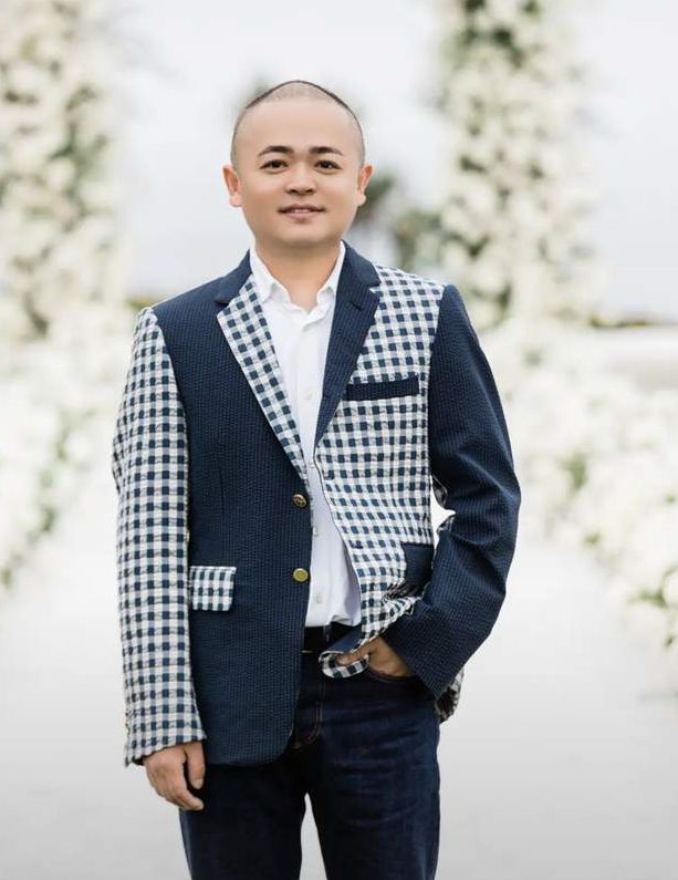 伊能静|伊能静再次翻车,现身海外为富豪庆生,男方被扒是在逃人员