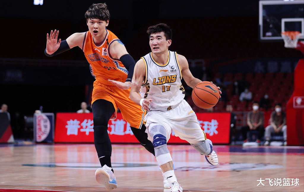 李春江|李春江祭出一杀招，朱俊龙扮演奇兵，昔日师徒互动一幕太搞笑