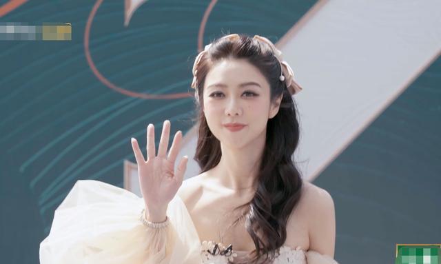 薛凯琪|好家伙!奔着twins追《乘风破浪》,却被40岁薛凯琪迷了眼