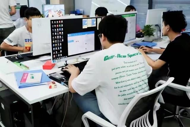 事业单位|人社部发布新通知,应届生将迎来调整,事业单位招聘门槛降低