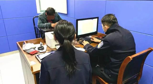 案例:57岁男子以低价租房为名侵害十五名年轻女性,竟无一人报警