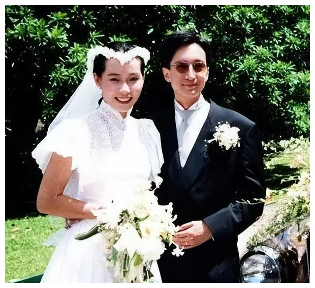 叶童|结婚34年无子女，目睹富豪丈夫梅开四度, 叶童为何坚持不肯离婚？