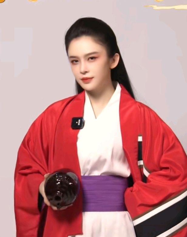 佘诗曼|超越班5个女主5个角色!沈月好灵,薛凯琪妆容浓,佘诗曼像那英