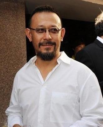 姜文|姜文：三段感情过后，被小15岁周韵牢牢拿捏，与前妻女儿有隔阂