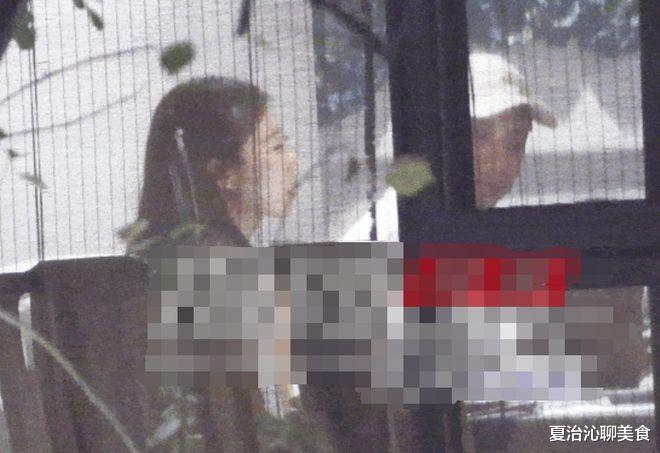 张继科|张继科带绯闻女友深夜聚餐！女方抽电子烟好熟练