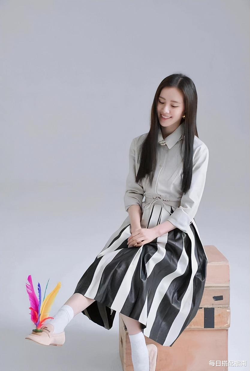 穿衣搭配|开春不知道穿什么？刘诗诗的春日穿搭思路值得借鉴，优雅时髦显贵
