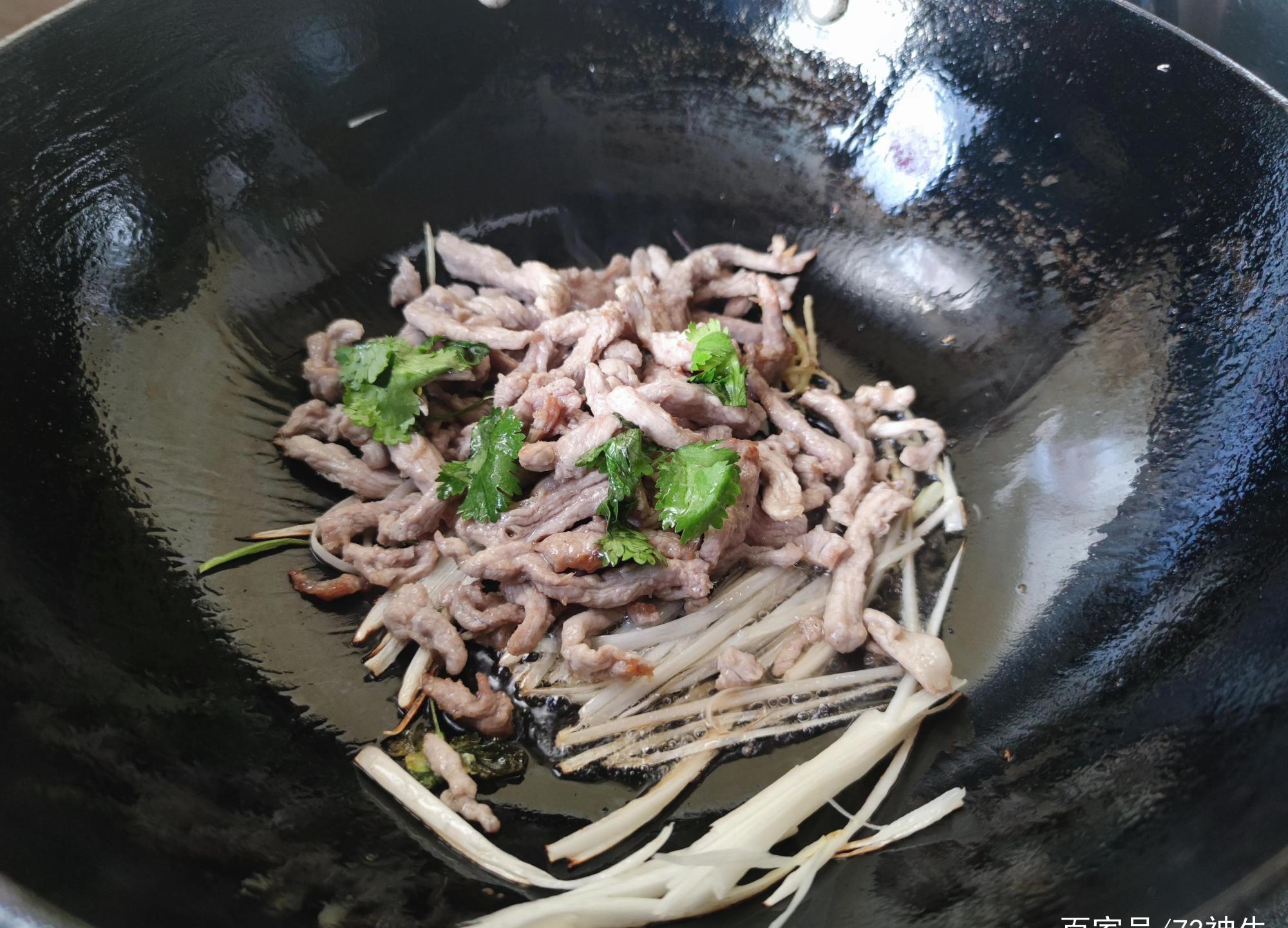 肺病|三伏天将至，建议中老年人：别太心疼钱，多吃3种肉，舒服过夏天