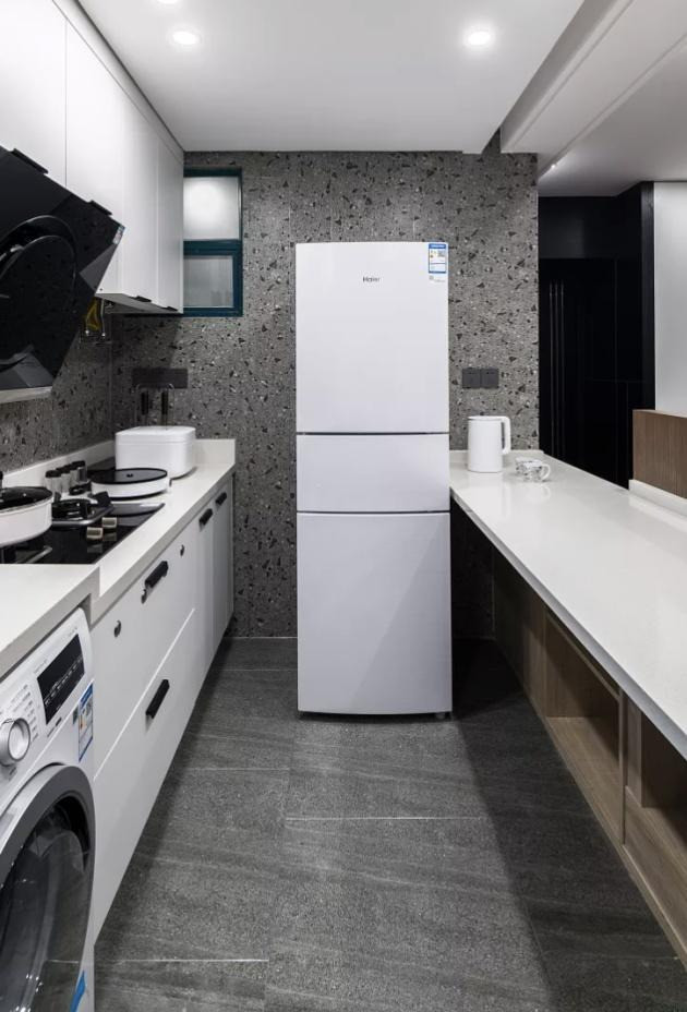 老公坚持电视墙砸一半,沙发背后加厚32cm!完工后太睿智!晒晒