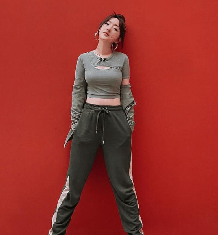 赵露思|杨钰莹尝试新造型，运动装穿出少女感，确定这是49岁的大妈