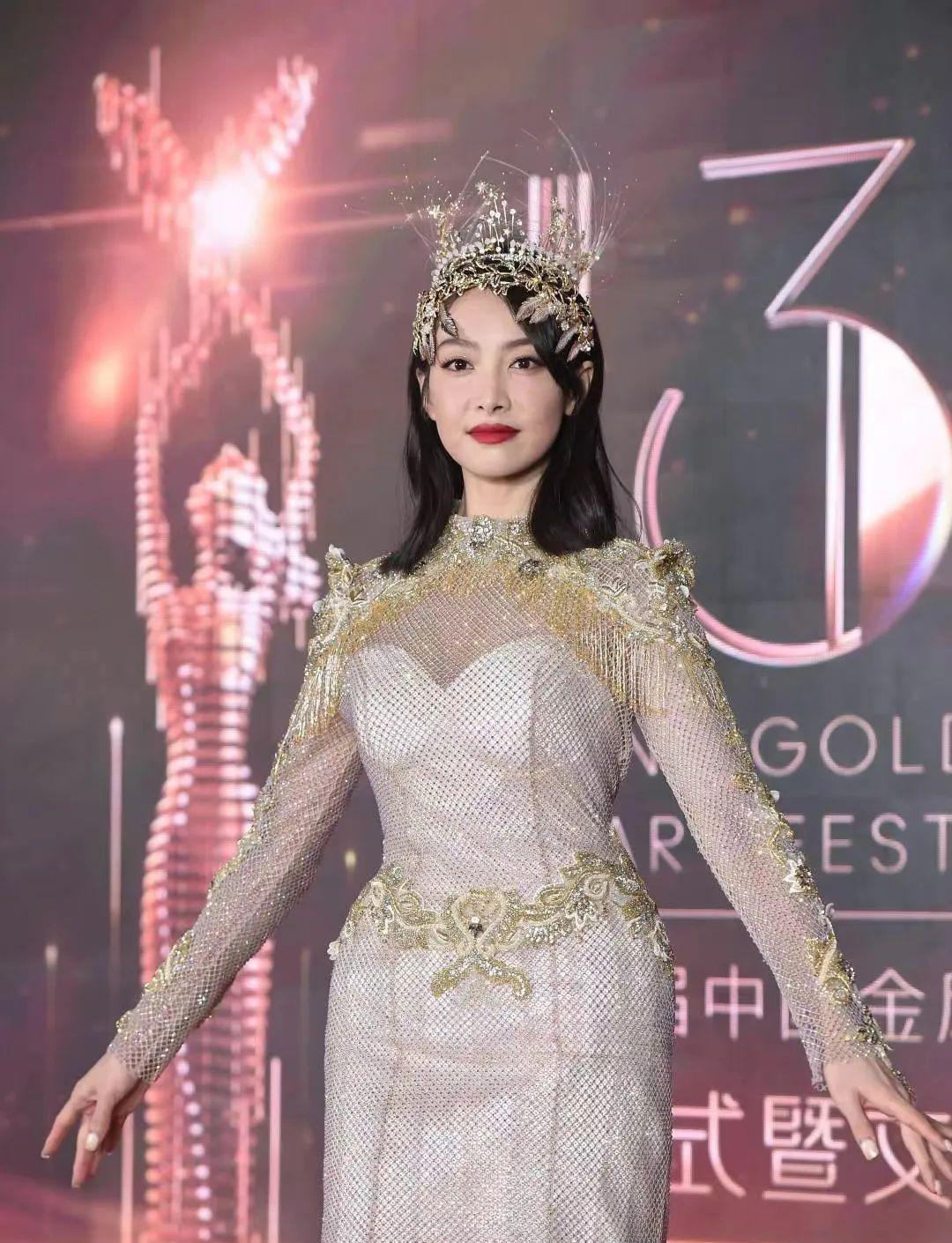 杨幂|8位女星的生图：杨幂腿不直，赵丽颖身材比例受争议