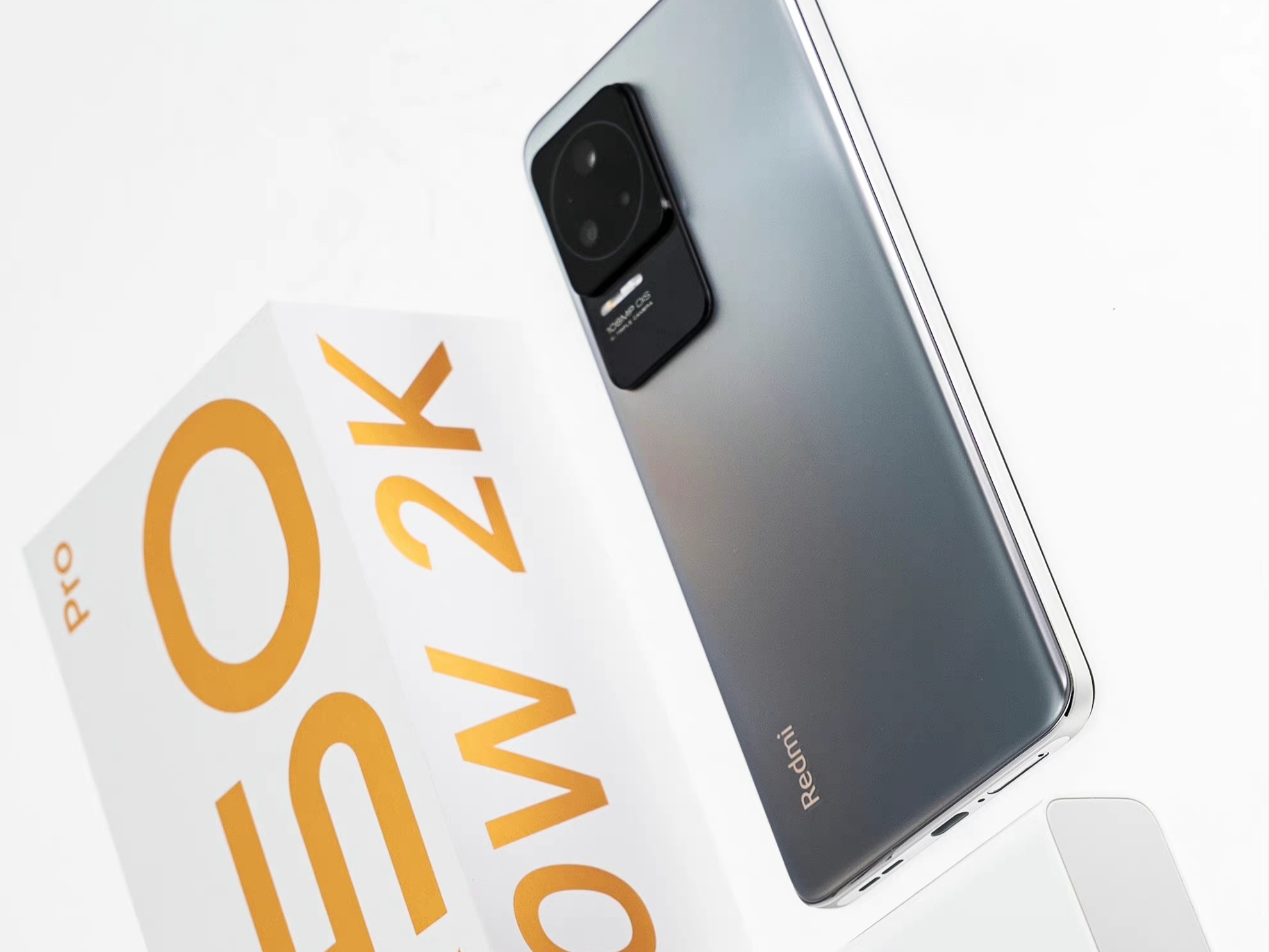 摩托罗拉|两个消息传来!高通、苹果最大对手亮相 ,这次雷军又领先了!