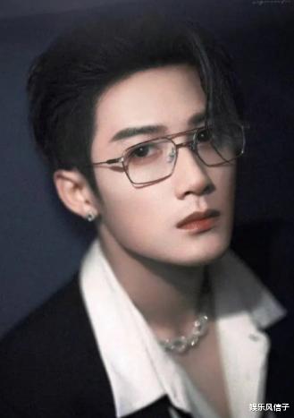 檀健次|檀健次录制《你好星期六》,被指造型“太娘”,网友:丑人多作怪