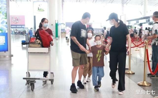 梅婷|梅婷一对儿女变化大！夫妻俩全程只顾二胎儿子，女儿却被忽视