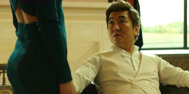 黑暗面|韩国财阀“只手遮天”?为何放任影视作品,揭露自己背后的黑暗面