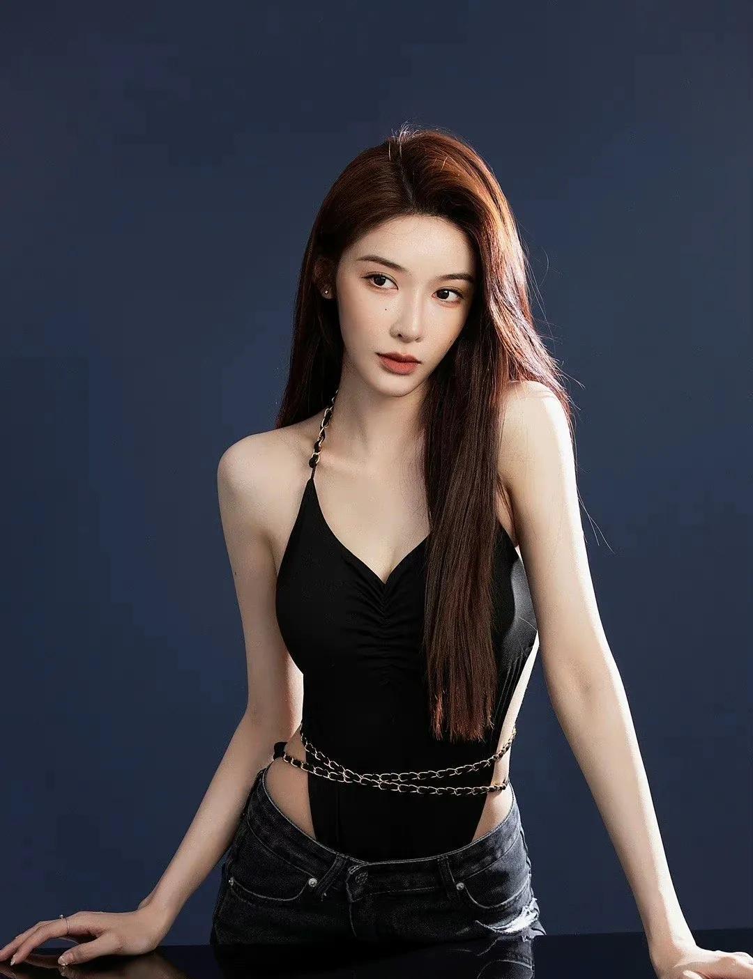 |气质女星柯乃予