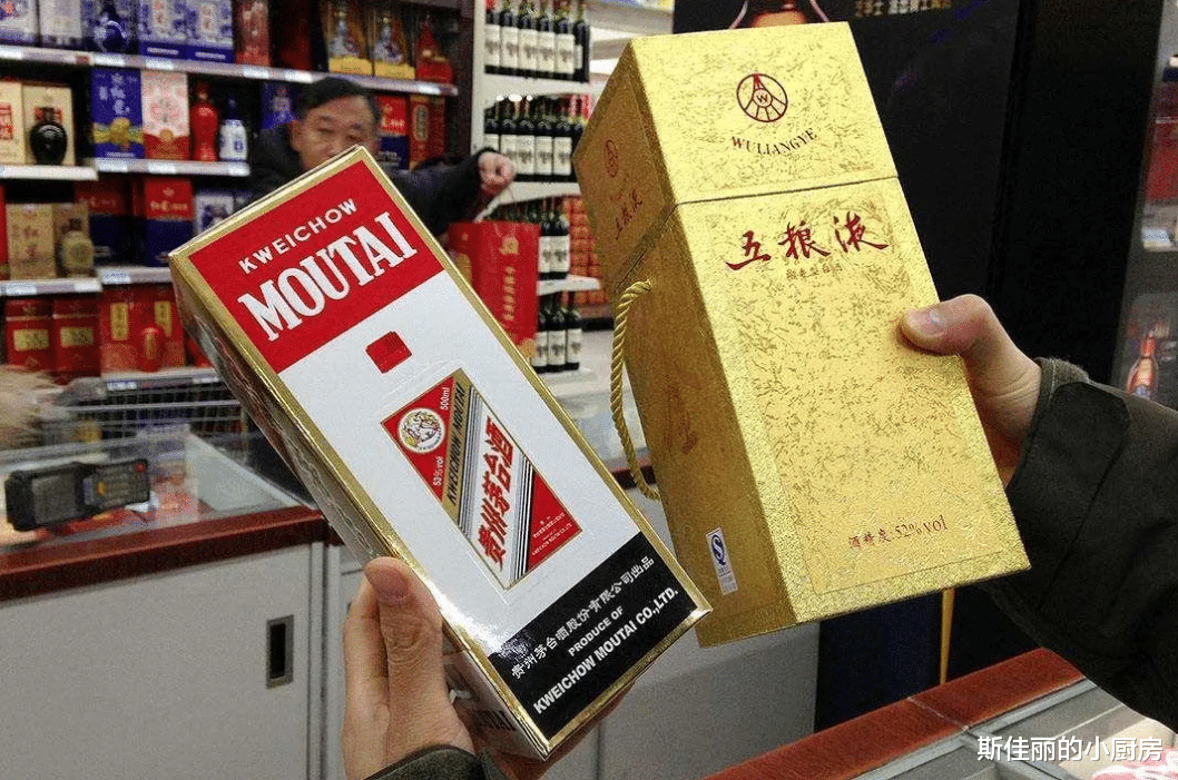 湖北人喝酒怪象：天还没亮就起来喝酒，而且还喜欢4款“特色酒”