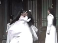 洛洛|与君初相识:洛洛倒追怀孕?和空明像父女,看到公主抱双眼一黑