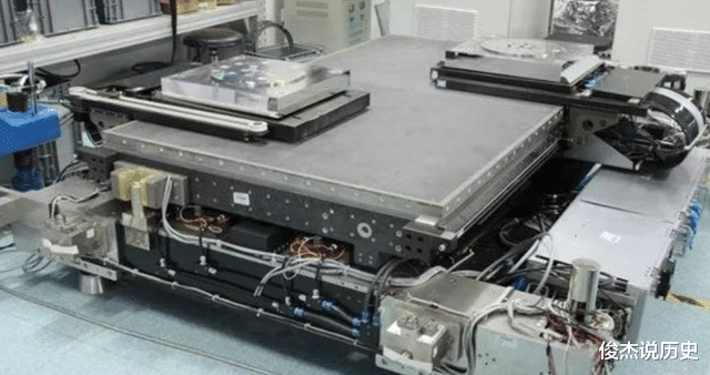 芯片|摆脱美国芯片锁喉!又一关键设备100%国产化,助力5nm良品率99.9%