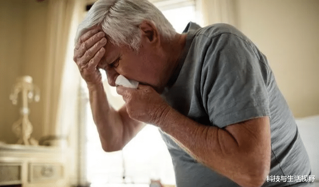 慢性支气管炎|喉咙里总是有痰,痰多“咳不完”?提醒:不一定都是肺的“问题”